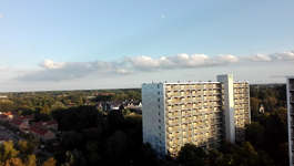 737 Luchtopname van Bernard Zweers- flat en Mercurius- flat, Vanaf de 12 etage opname van Bernard Zweers- flat en de ...